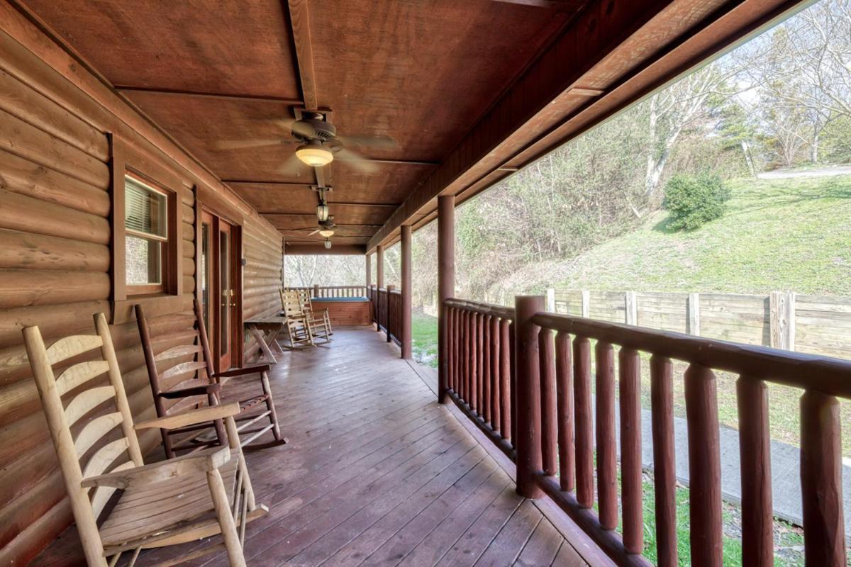 Cherokee Lodge Sevierville Ngoại thất bức ảnh