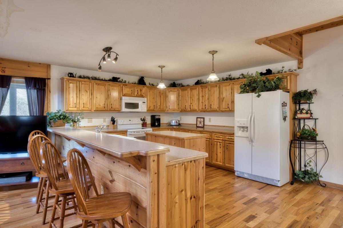 Cherokee Lodge Sevierville Ngoại thất bức ảnh