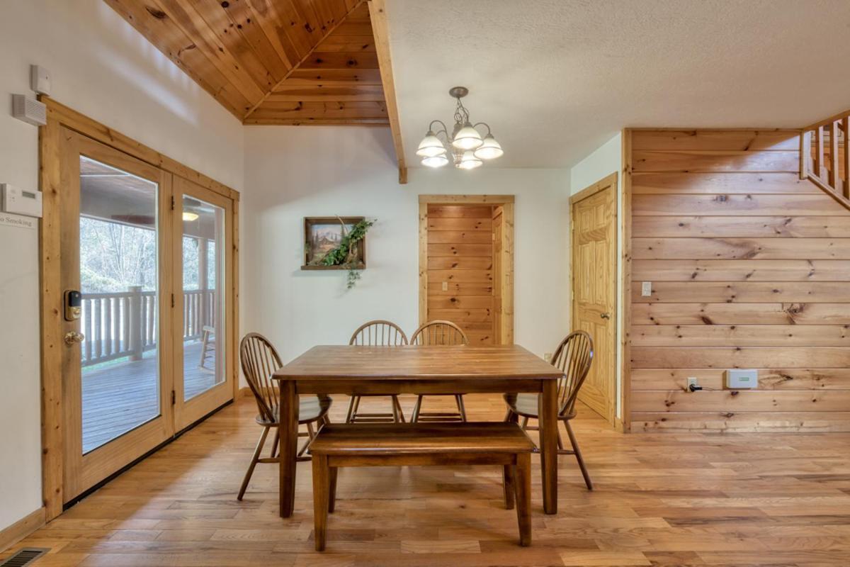 Cherokee Lodge Sevierville Ngoại thất bức ảnh